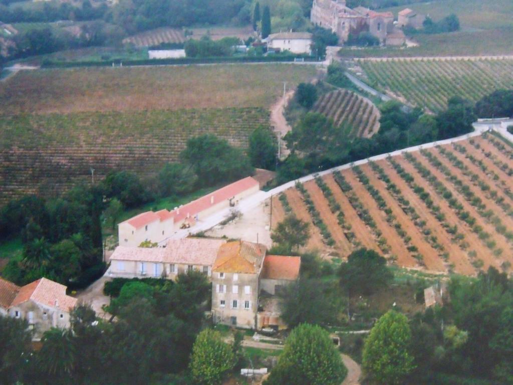 Domaine De La Marseillaise Apartment La Crau Bilik gambar