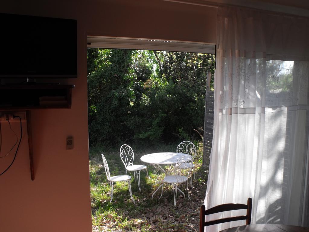 Domaine De La Marseillaise Apartment La Crau Bilik gambar